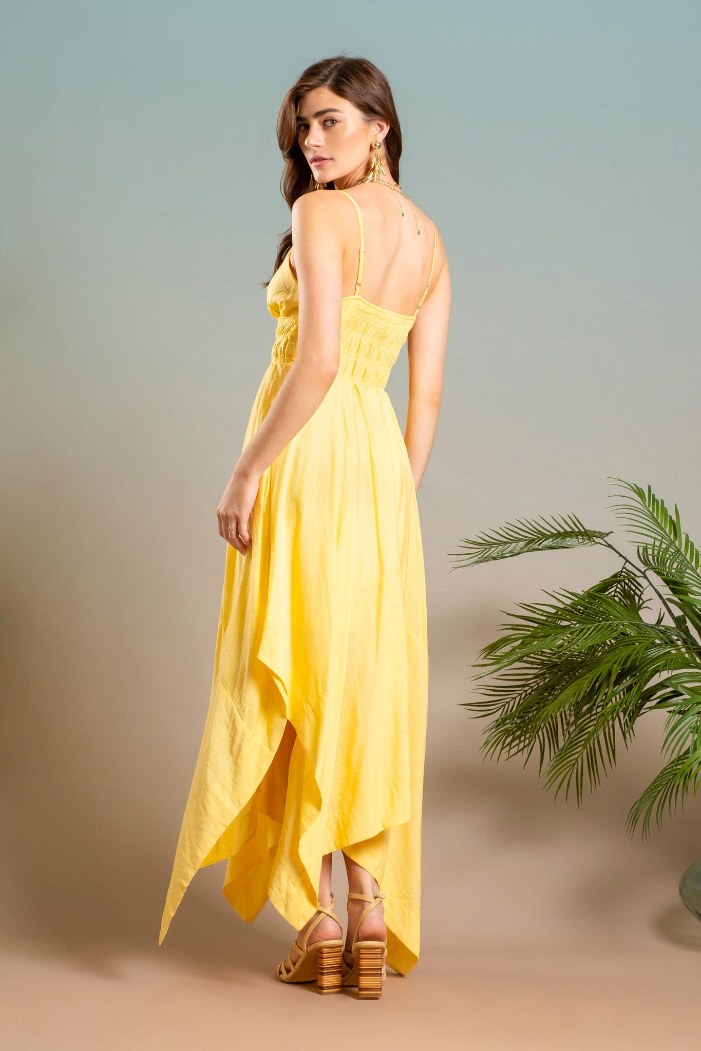 V NECK HANDKERCHIEF MIDI DRESS