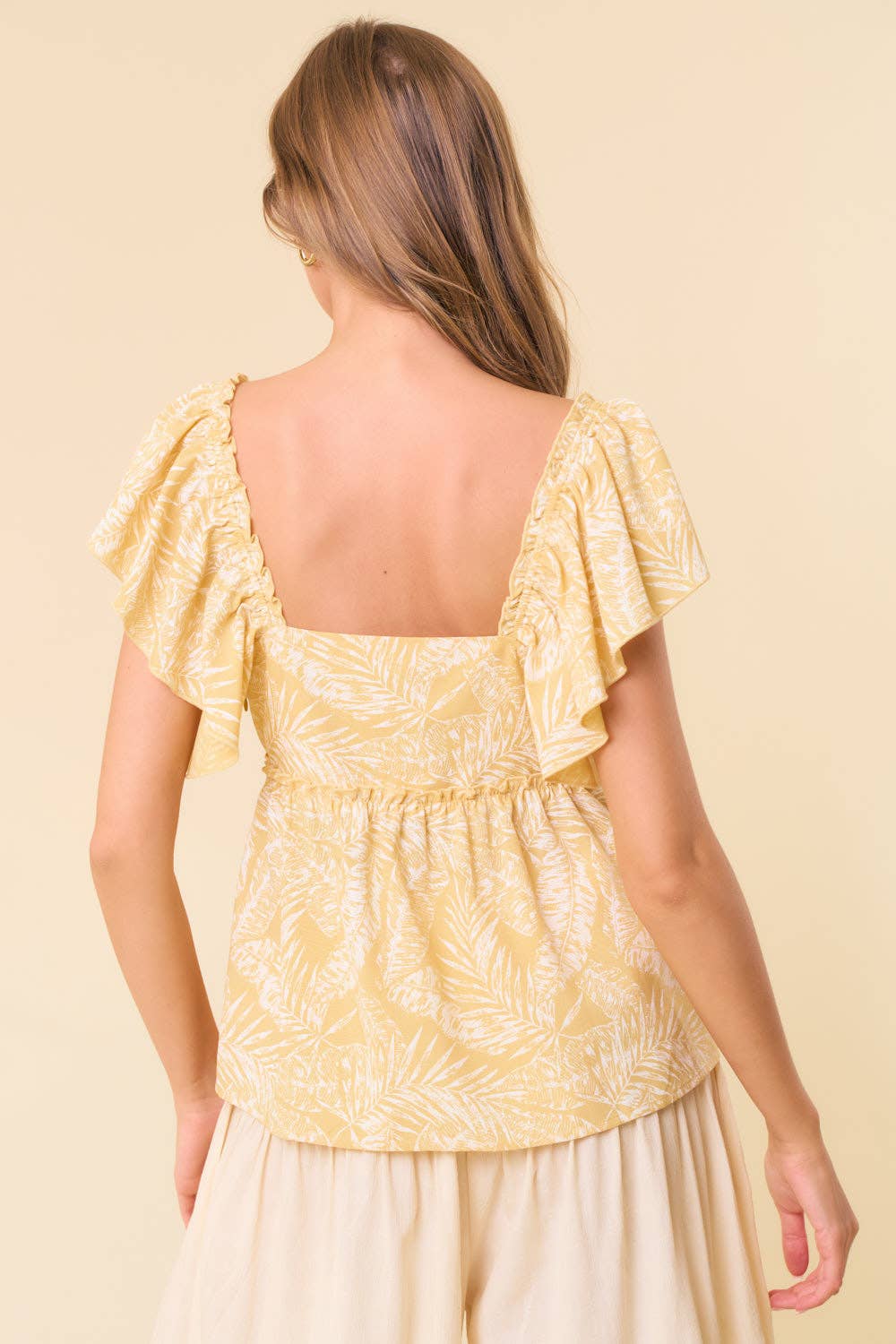 PALM LEAF PRINTED BUTTERFLY SLEEVE BABYDOLL TOP
