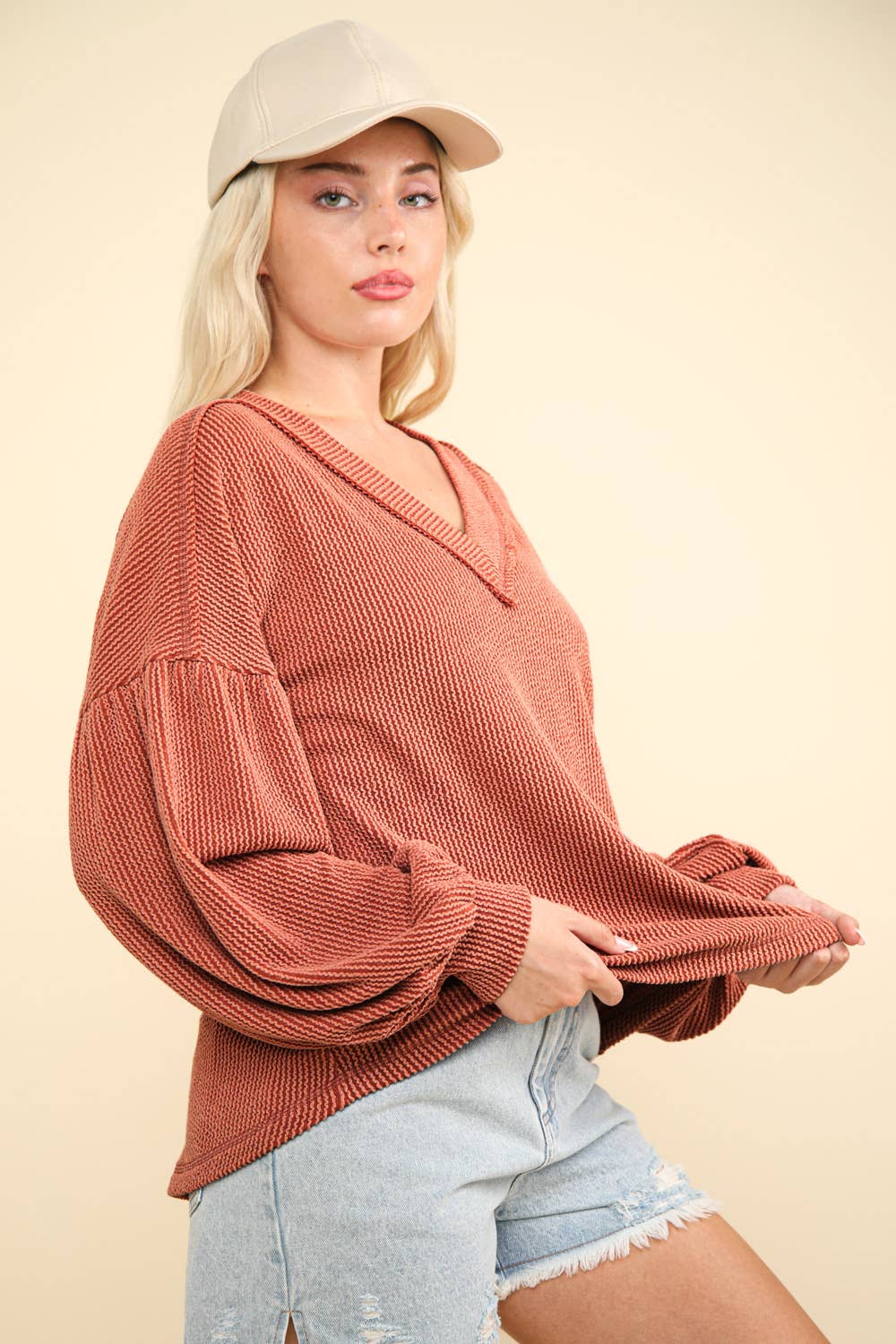 Two Tone Otto Ribbed V-Neck Oversized Knit Top