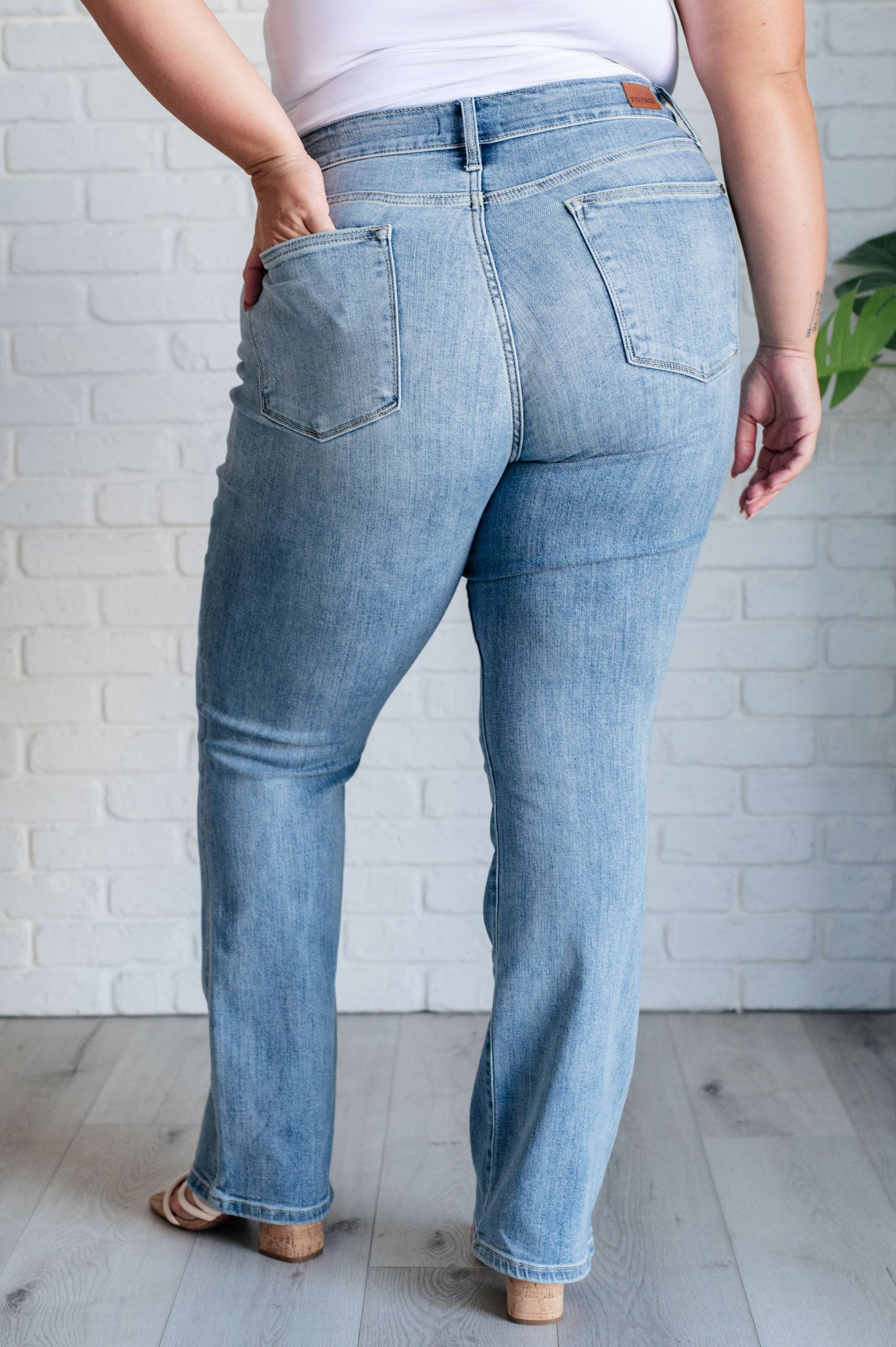 Judy Blue Mid Rise Clean Bootcut Jeans: 13/31