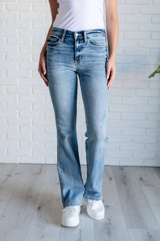 Judy Blue Mid Rise Clean Bootcut Jeans: 5/27