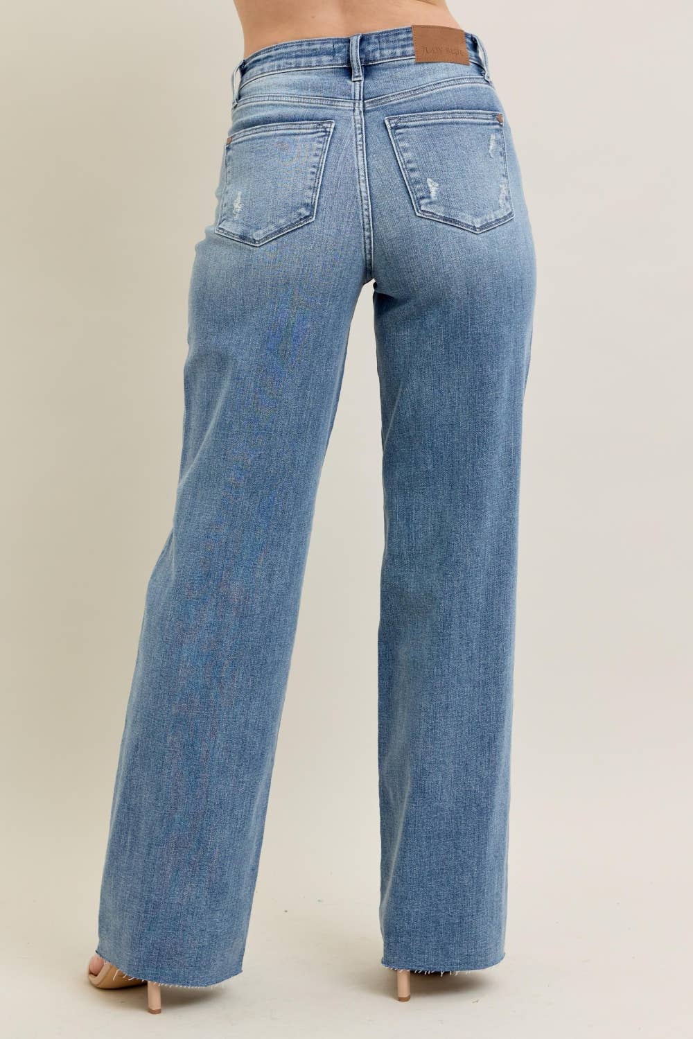 JB - V - Front Baggy Jean