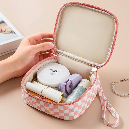 TRAVEL CHECKER GINGHAM MAKEUP COSMETIC POUCH BAG | 40P537